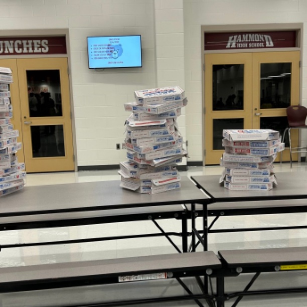 Seniors secure the win at Pizza Wars!